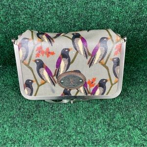 Fossil Key Per Coated Metal Clasp Makeup Case Mirrored  Bird Print Gray